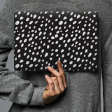 MAC-BLACK-03DOT-SHOW-6