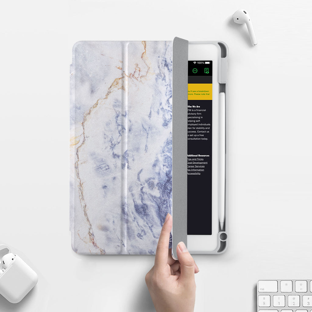 Vista Case iPad Premium Case with Marble Design has built-in magnets are strategically placed to put your tablet to sleep when not in use and wake it up automatically when you need it for an extended battery life.