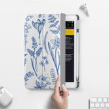 Vista Case iPad Premium Case with Flower Design has built-in magnets are strategically placed to put your tablet to sleep when not in use and wake it up automatically when you need it for an extended battery life.