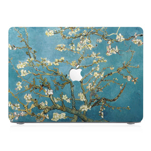 This lightweight, slim hardshell with Oil Painting design is easy to install and fits closely to protect against scratches